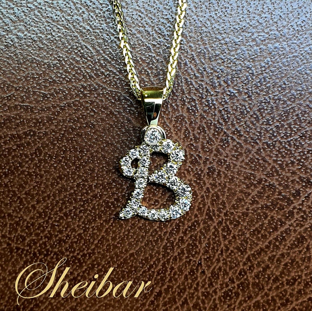שרשרת אותיות ויהלומים- תליון אות B