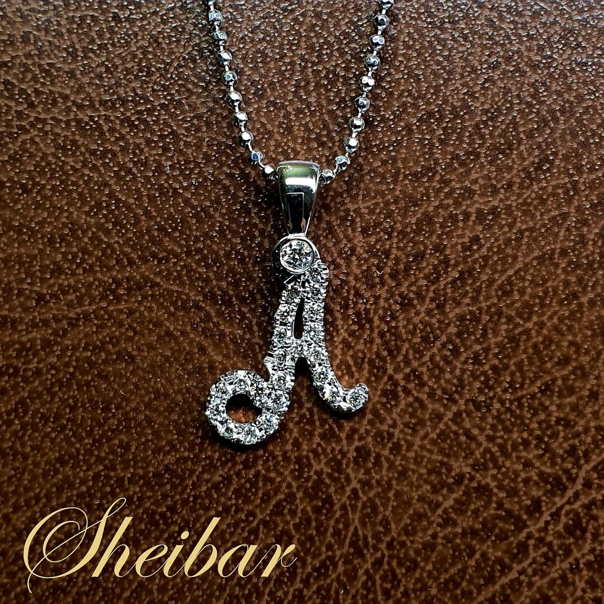 שרשרת אותיות יהלומים- אות A