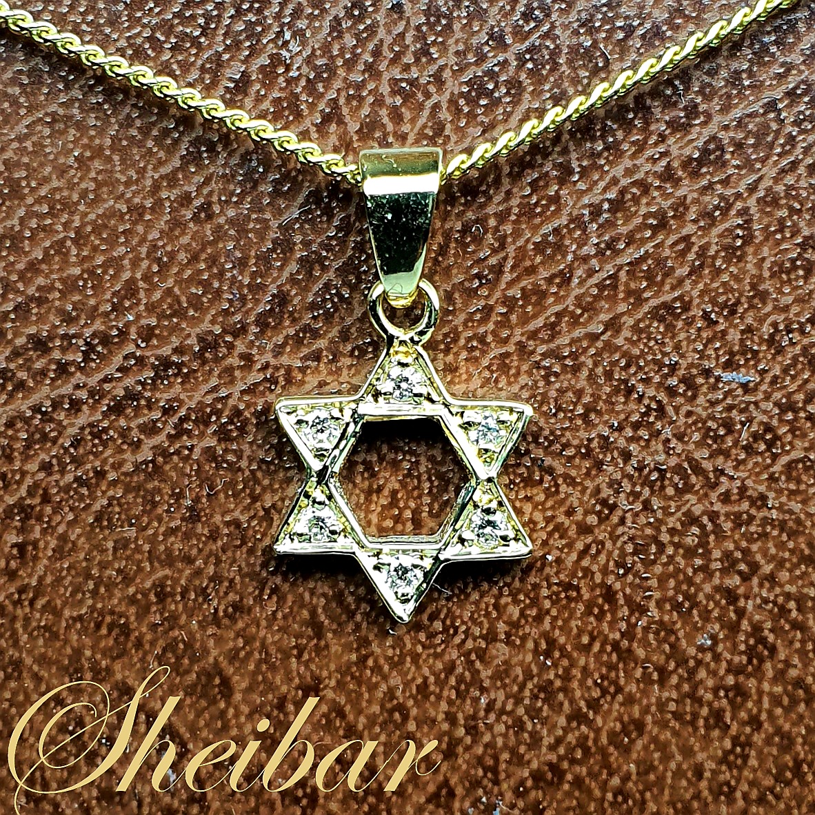 תליון מגן דוד יהלומים קטן ועדין